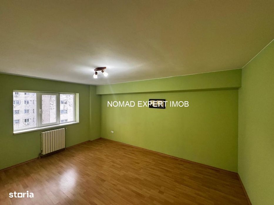 Apartament 3 camere 73,5 mp utili si balcon 7 mp zona Spital