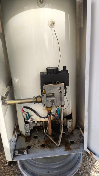 Газовыц котел продается срочно