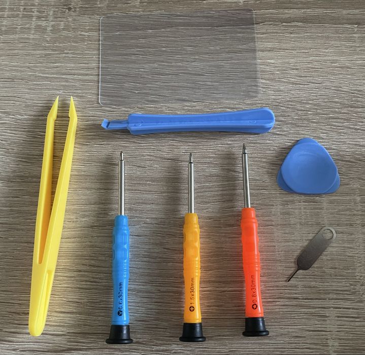 Комплект инструменти за iPhone