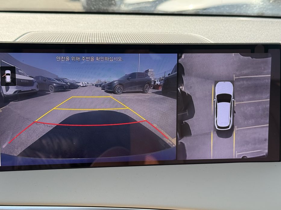 Genesis GV70 2026 / 2.5л AWD  NEW