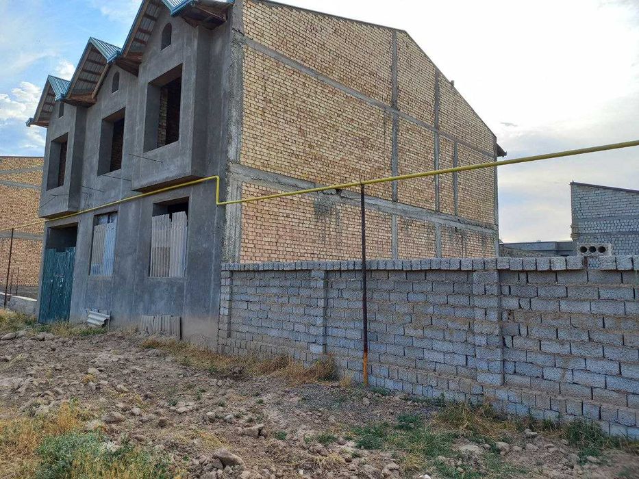 Дом-коробка трехэтажный