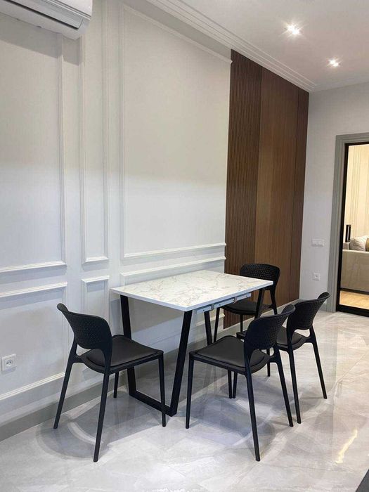 Срочно сдается! 2-комн возле метро, отличное состояние!Метро Сергели!