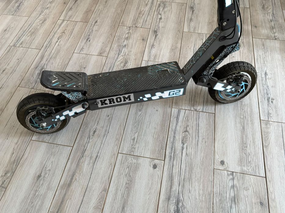 Trotineta kukirin  G2