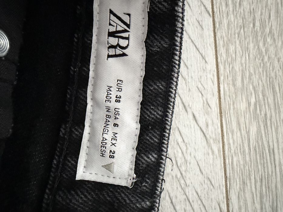 Blugi scurti Zara