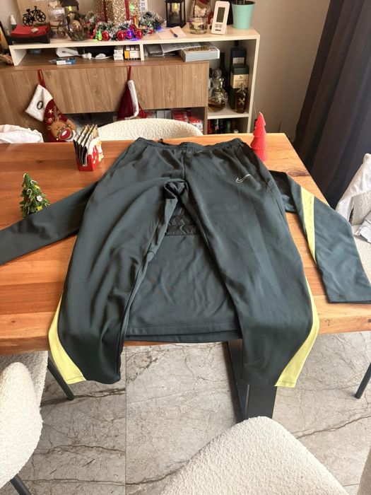 Мъжки спортен екип Nike