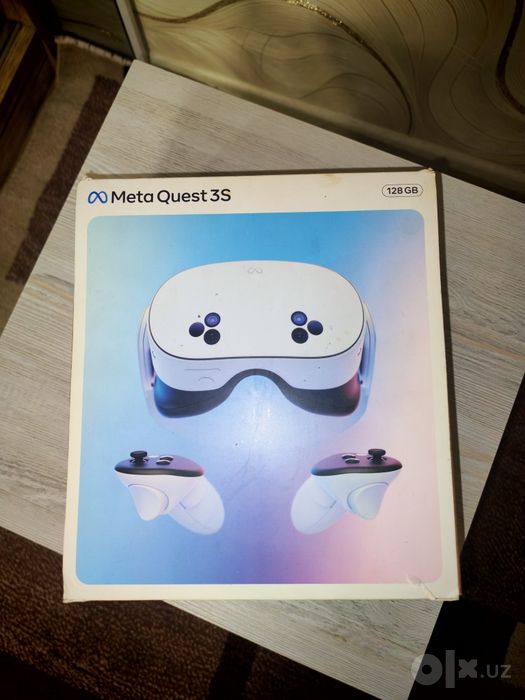Продают VR шлем meta quest 3s. На 128 гигов