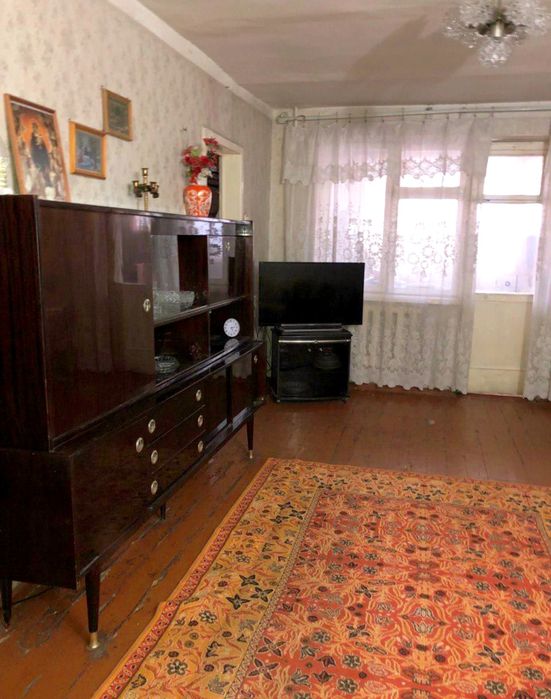 (4) Саламатина. 2/2/4  50м² Кирпич.