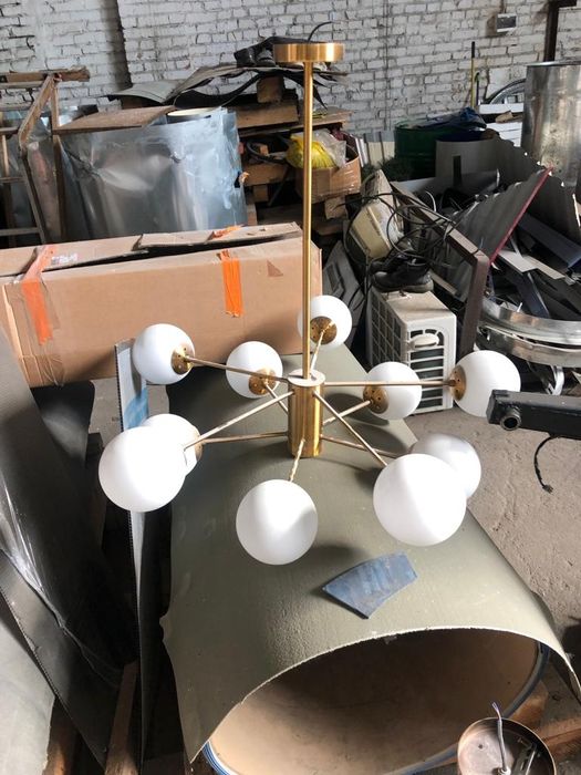 Люстры, светильники