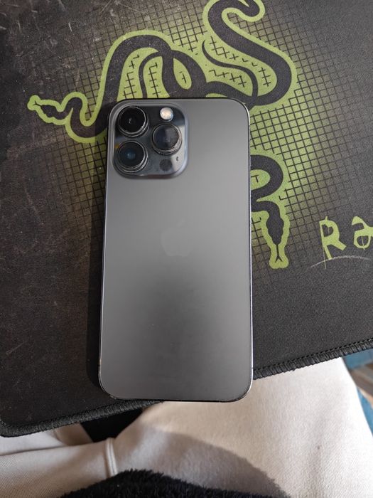 Iphone 13pro 256gb много запазен