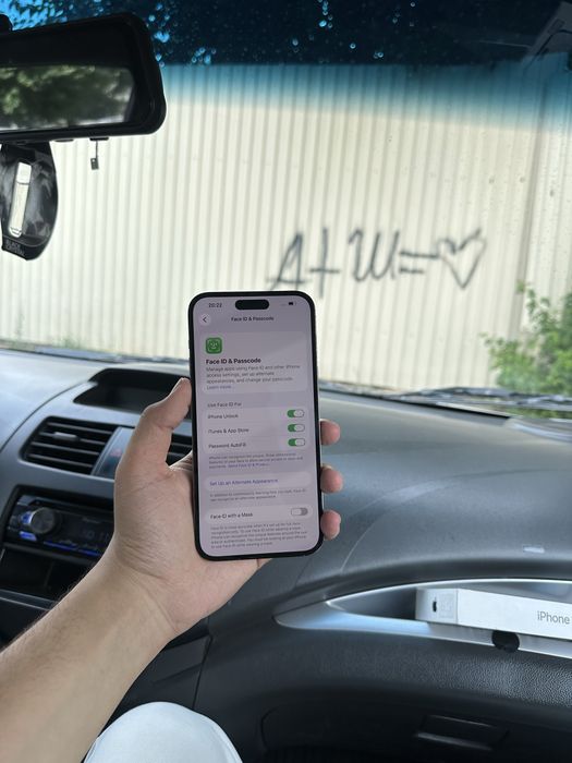 Iphone 14 pro max  85%