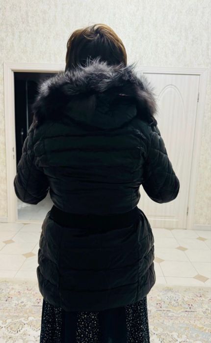 Продам новые зимние куртки