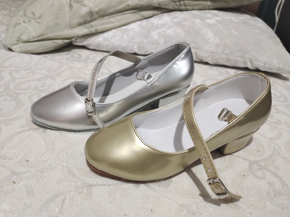 Продам туфли для танцев