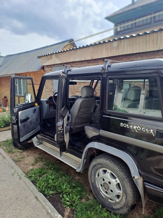 Внедорожник Mahindra