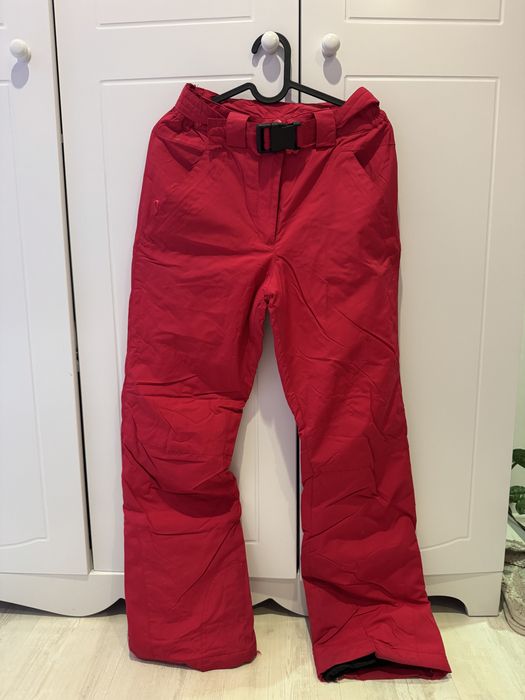 Юношески ски екип