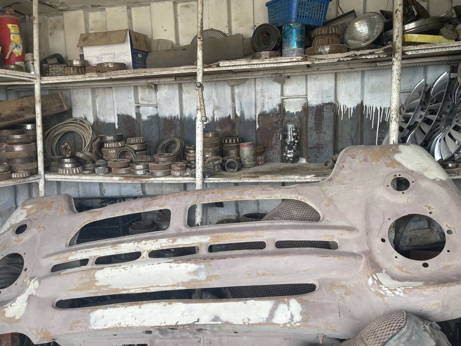 Подшибники, шкифы, цепы, шейстеронки, больт гайки, сальники