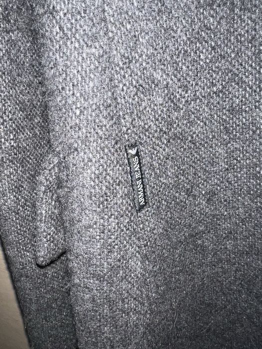 Продам пальто Versace jeans