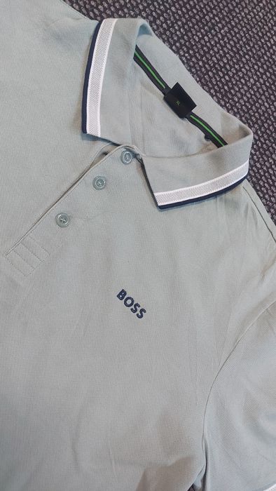 Boss тениска L/XL с яка