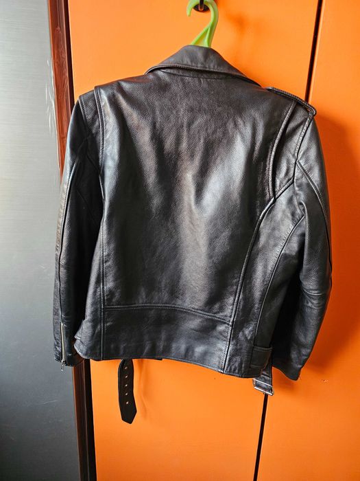 Продам кожаную куртку