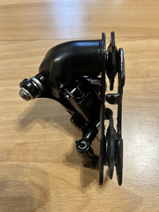 Задний переключатель Shimano 105 11s