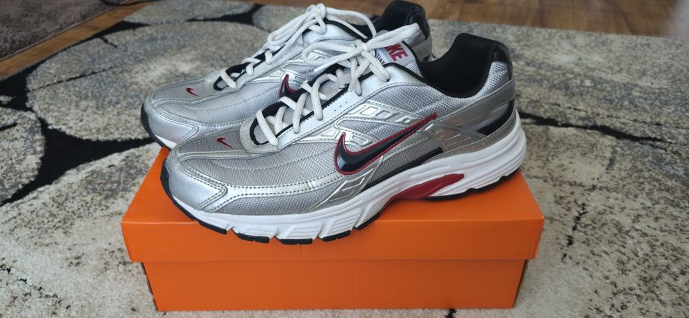 КАТО НОВИ! Маратонки Nike Initiator