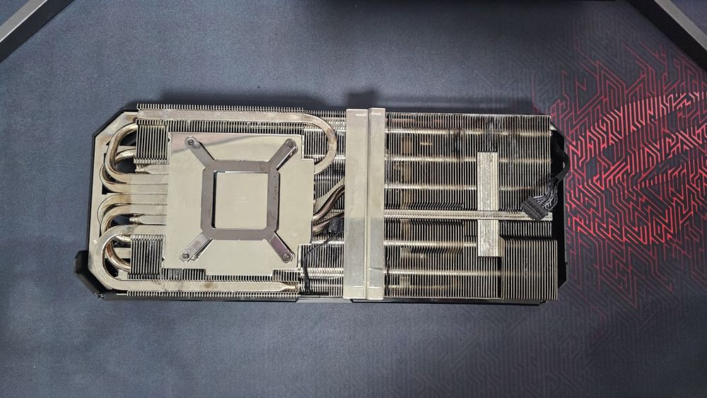 3090 Rog Strix охлаждане + вентилатори