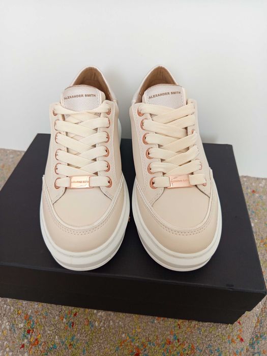 Alexander Smith - сникърси