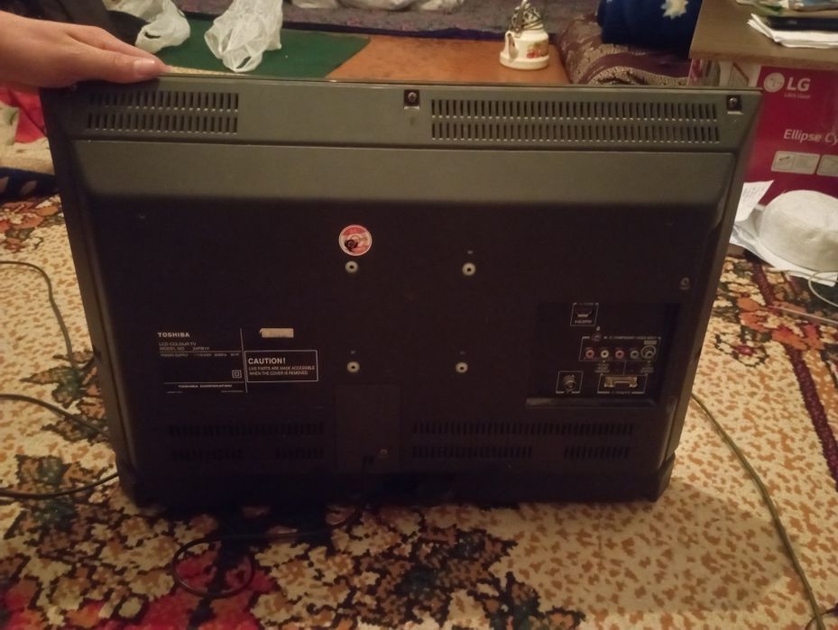 Toshiba 24 lik yaxshi