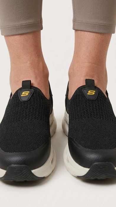 Кроссовки Skechers