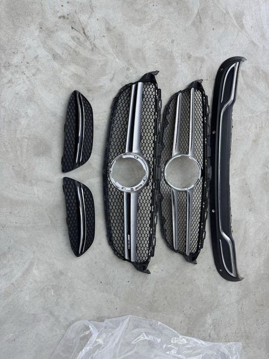 Vand diferite ornamente mercedes w205