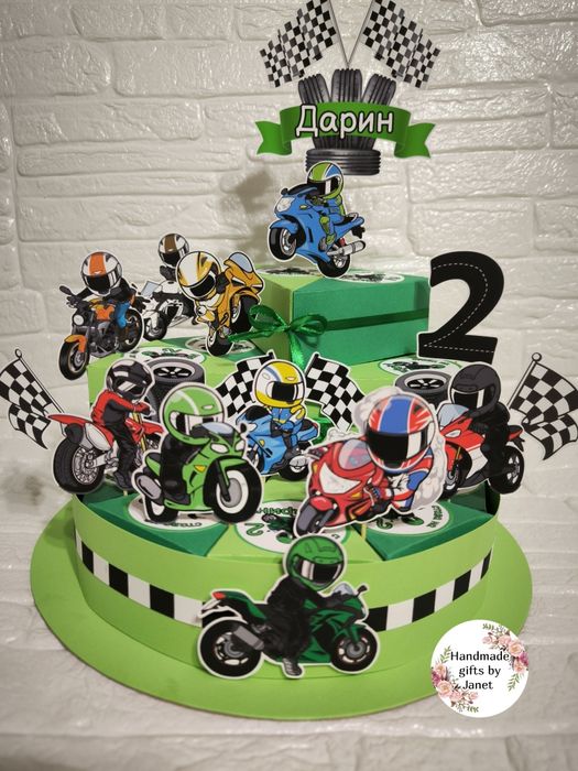 Ръчно изработени картонени торти за рожден ден