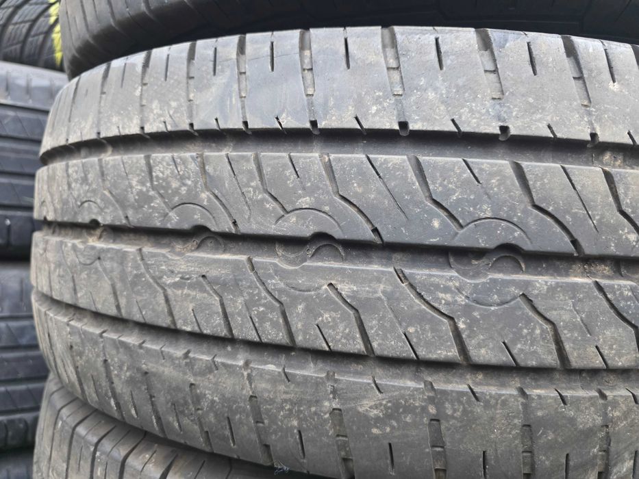 4бр Летни гуми 225 65 16 С - Semperit