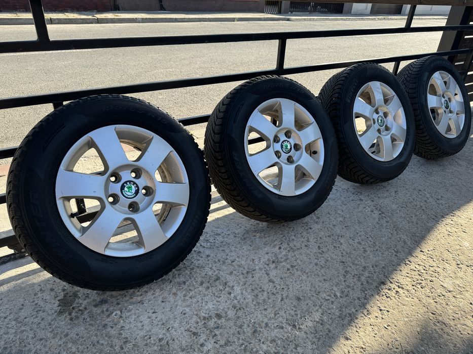 195 65 r15/5x112 Jante Anvelope Iarna M+S Pirelli