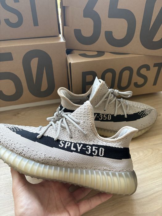 Adidas Yeezy Cream White