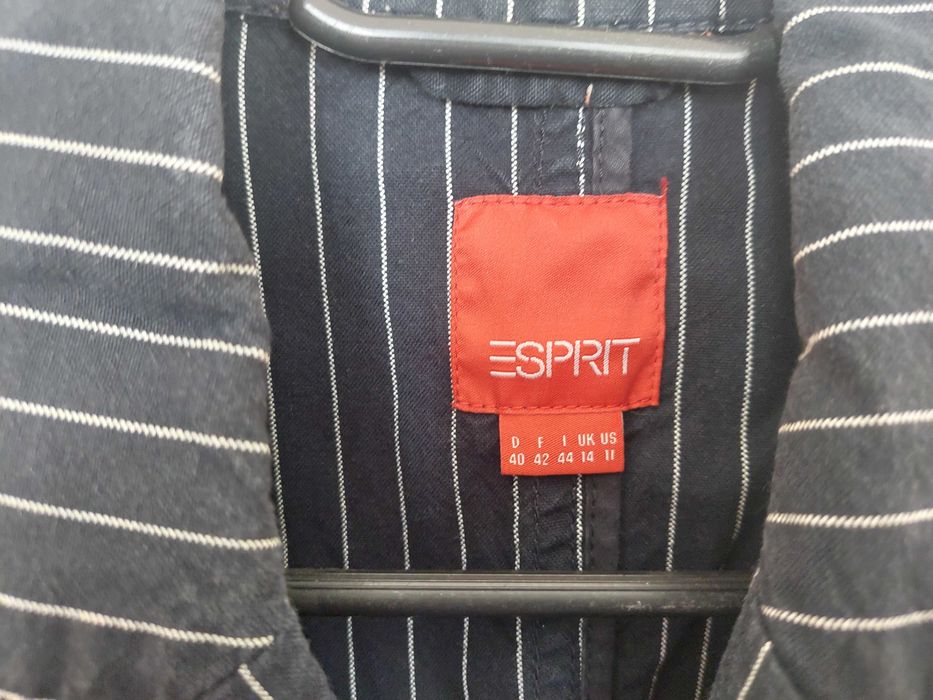 Дамско сако ESPRIT