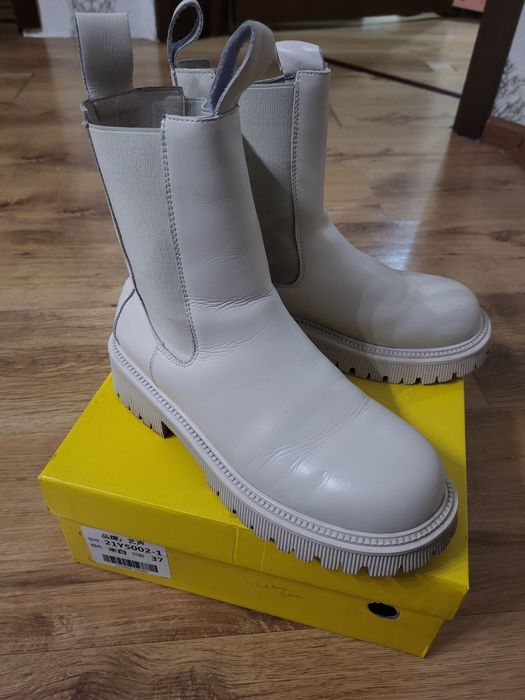 Демисезонные ботинки ( челси)