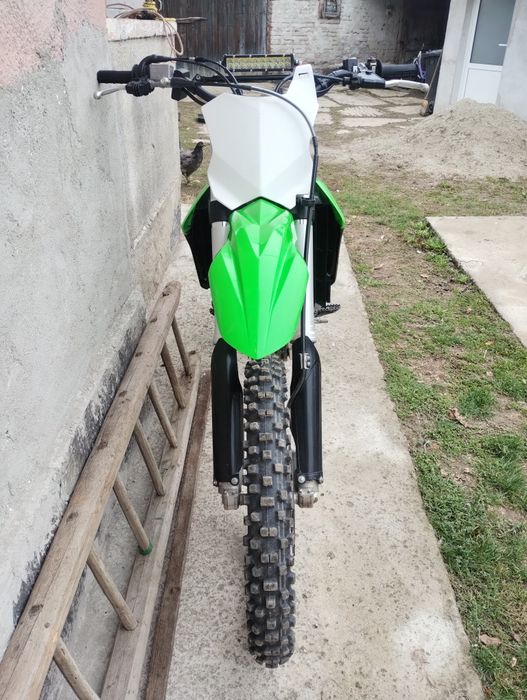Vând Kawasaki 450 f (ireproșabil)
