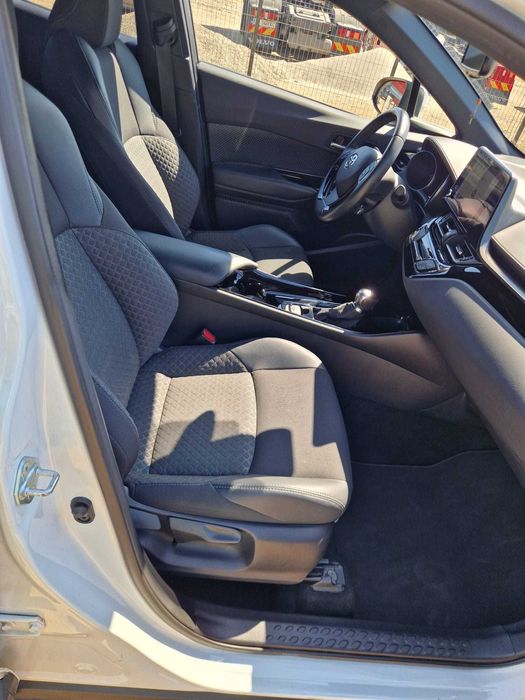 Toyota C-HR 2022/1.8i Hybrid/Camera/LED/Consum 3,5-4,5 L/Alb perlat/Schimb ulei motor+filtre/GARANTIE/RATE