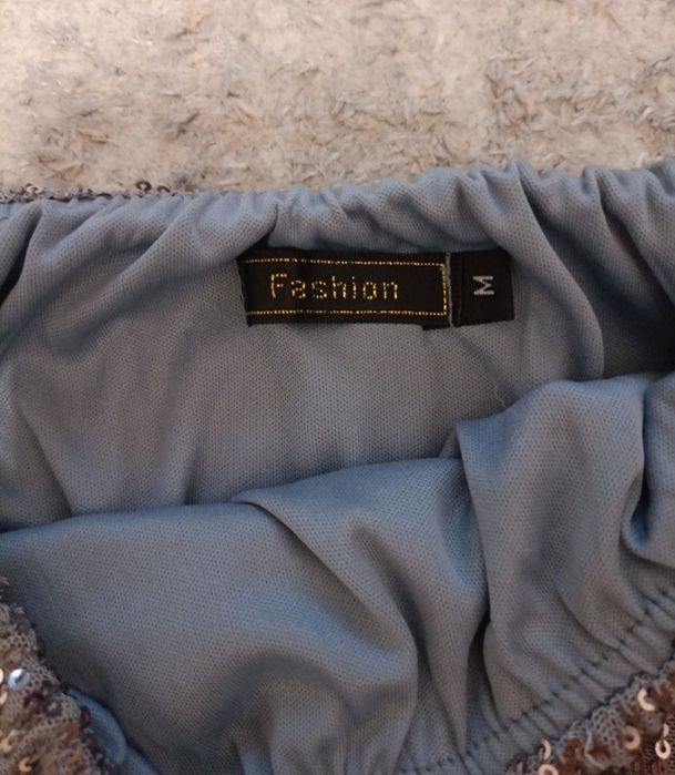 Продам юбку в пайетках