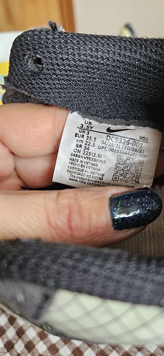 Маратонки NIKE модел DC9326