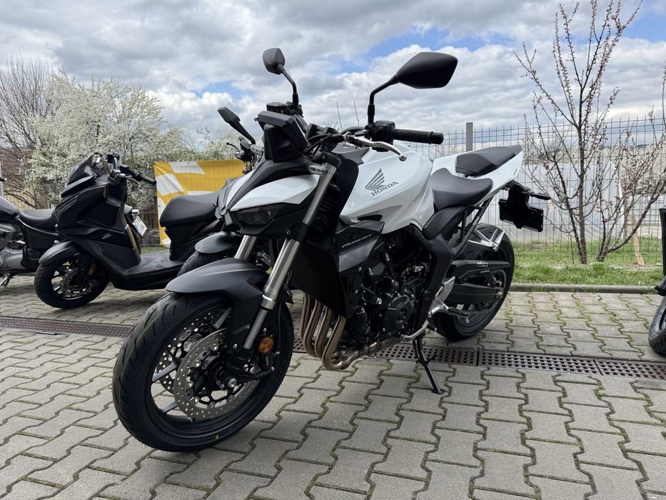 Honda Hornet CB1000 *2025 *5200 kilometri * Garantie *Stare Impecabila