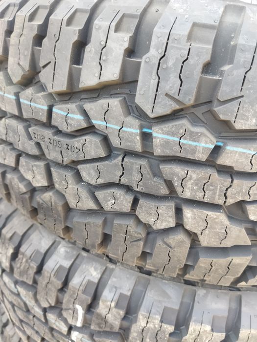 Шины Нокиан 235/65/17 новые