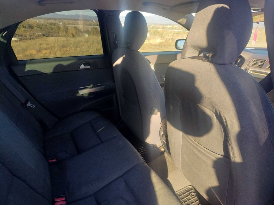 Vând autoturism Volvo S40  motor 1.6