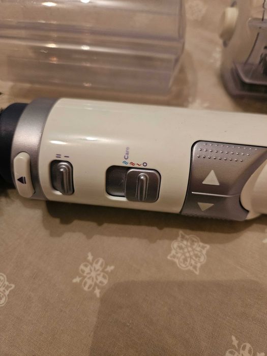 Philips Volumenbrush Ionic 1000W Type HP 8665