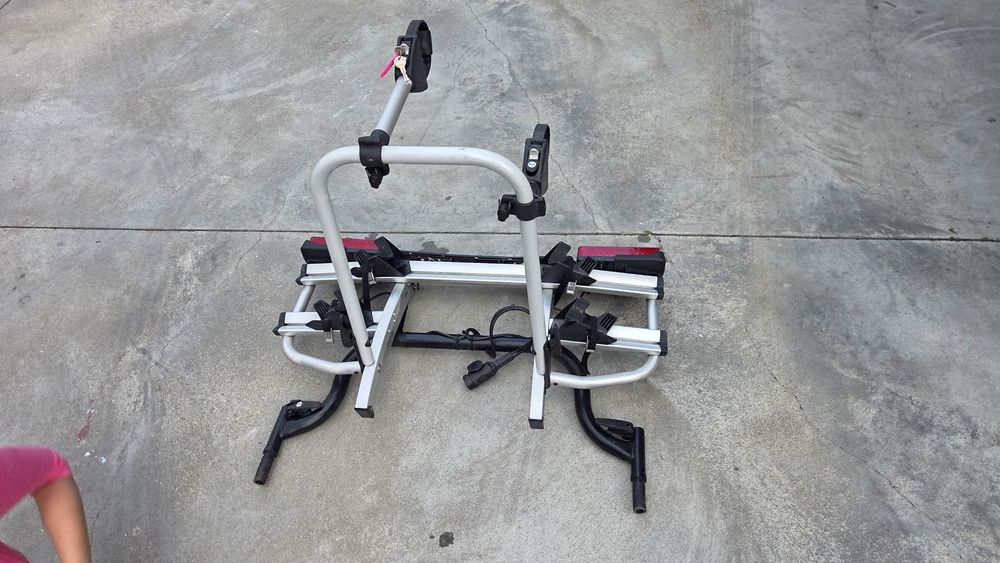 Vând suport bicicleta BMW X1
