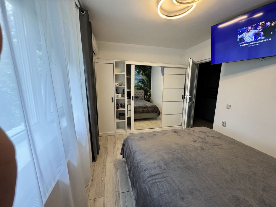 Apartament de închiriat.