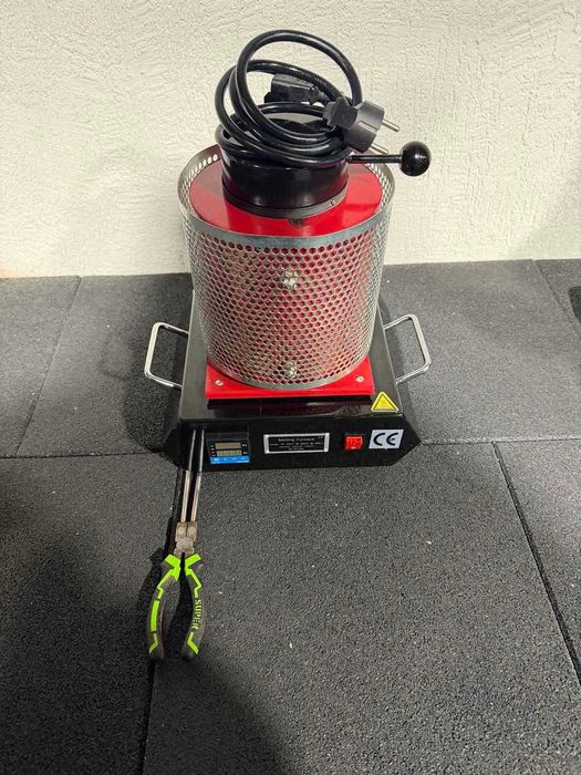 Пещ за топене на благородни метали