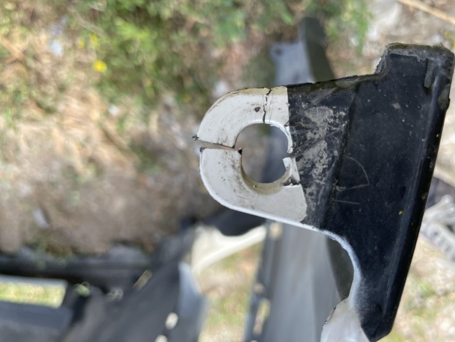 Продам передний бампер Subaru Forester 2022 г.в.