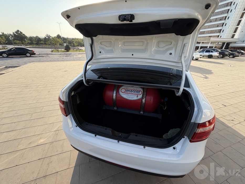 Lada Vesta 1.6 механика фул позиция