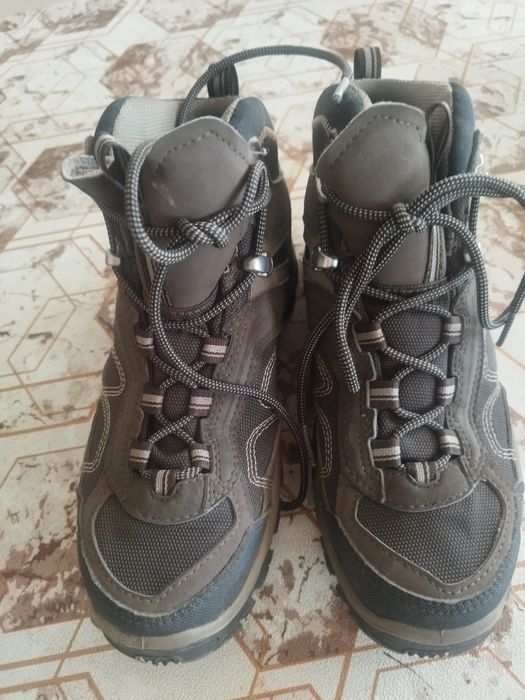 Зимни обувки за момче