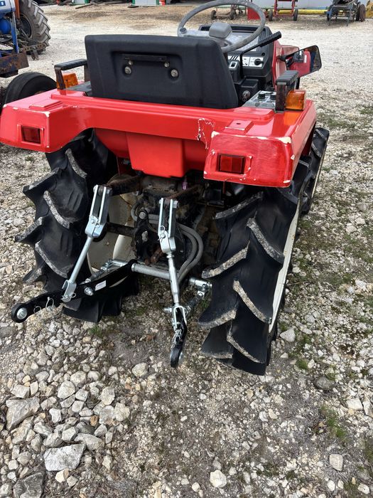Tractor mitsubishi 18 cp 4x4